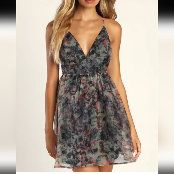 Lulus Dresses & Skirts - NWT Lulu's Cultivate Your Love Mini Dress Size Medium